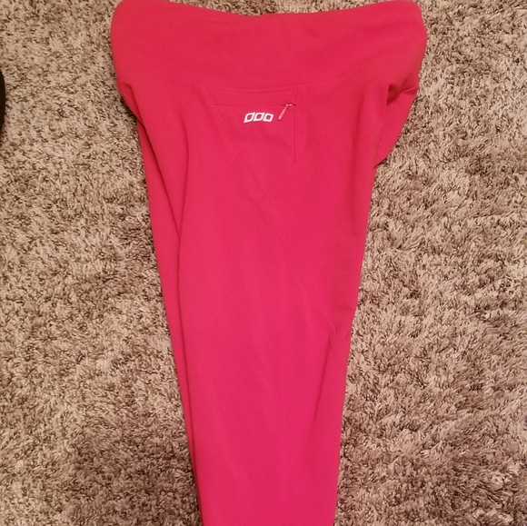 Capris - Picture 2 of 3